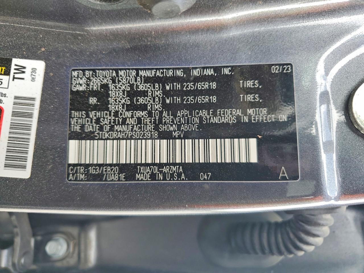2023 TOYOTA HIGHLANDER XLE photo 13