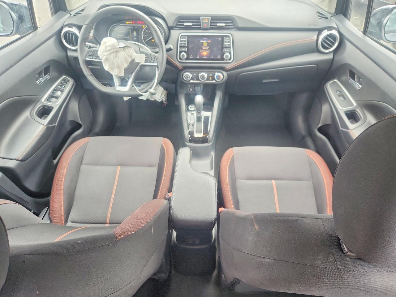 2021 NISSAN VERSA SR photo 15