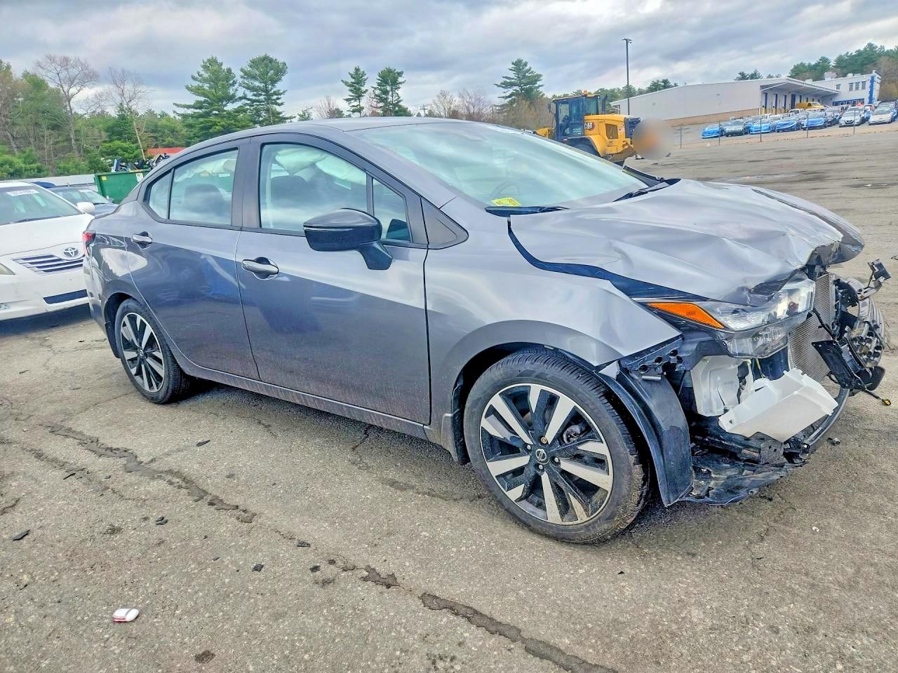 2021 NISSAN VERSA SR photo 7