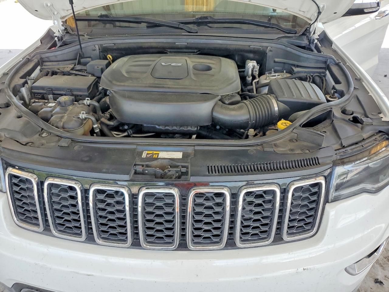 2018 JEEP GRAND CHEROKEE LIMITED photo 21