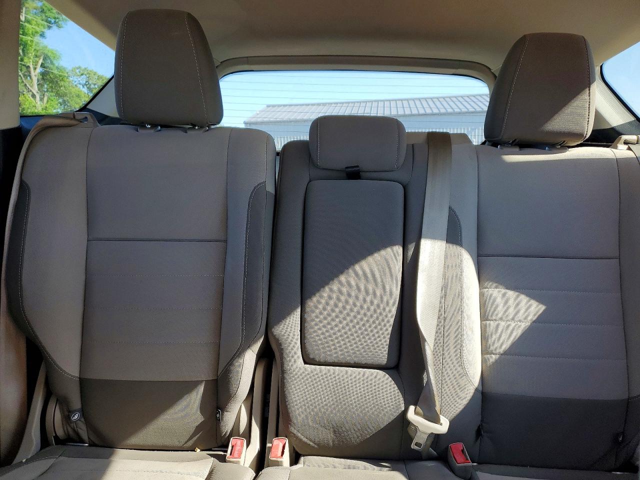 2015 FORD ESCAPE SE photo 19