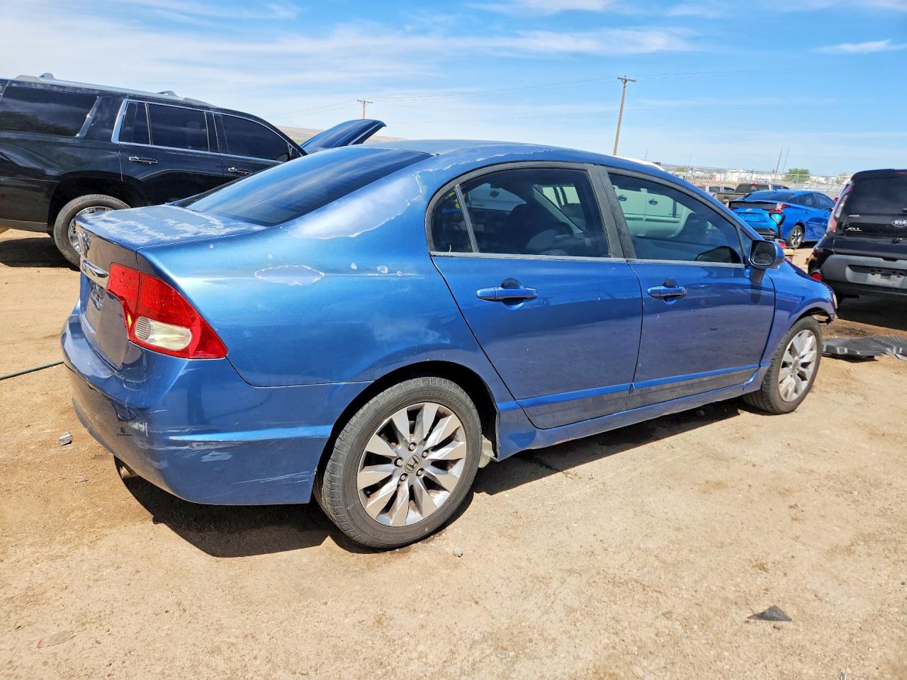 2010 HONDA CIVIC EXL photo 5