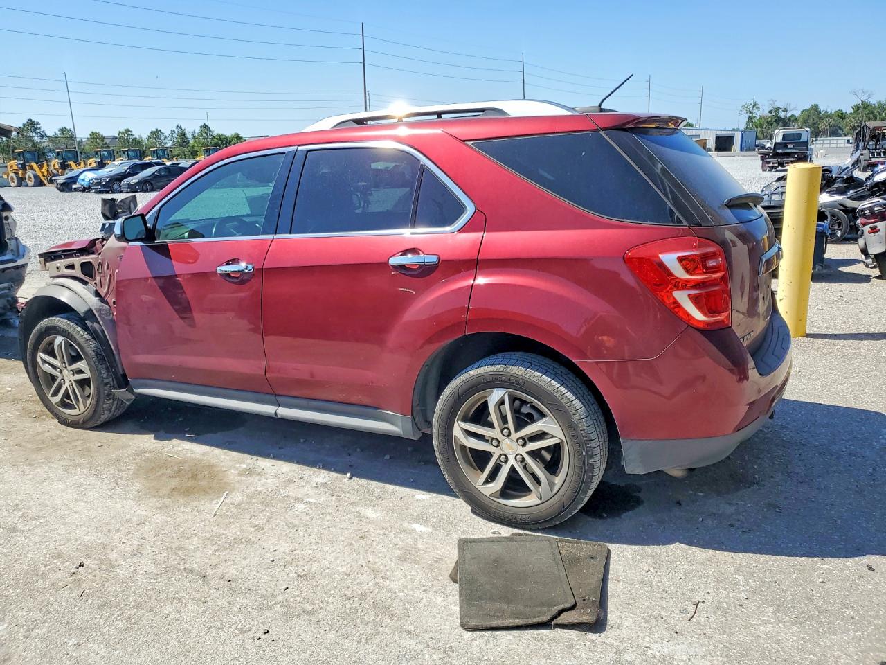 2017 CHEVROLET EQUINOX PREMIER photo 3