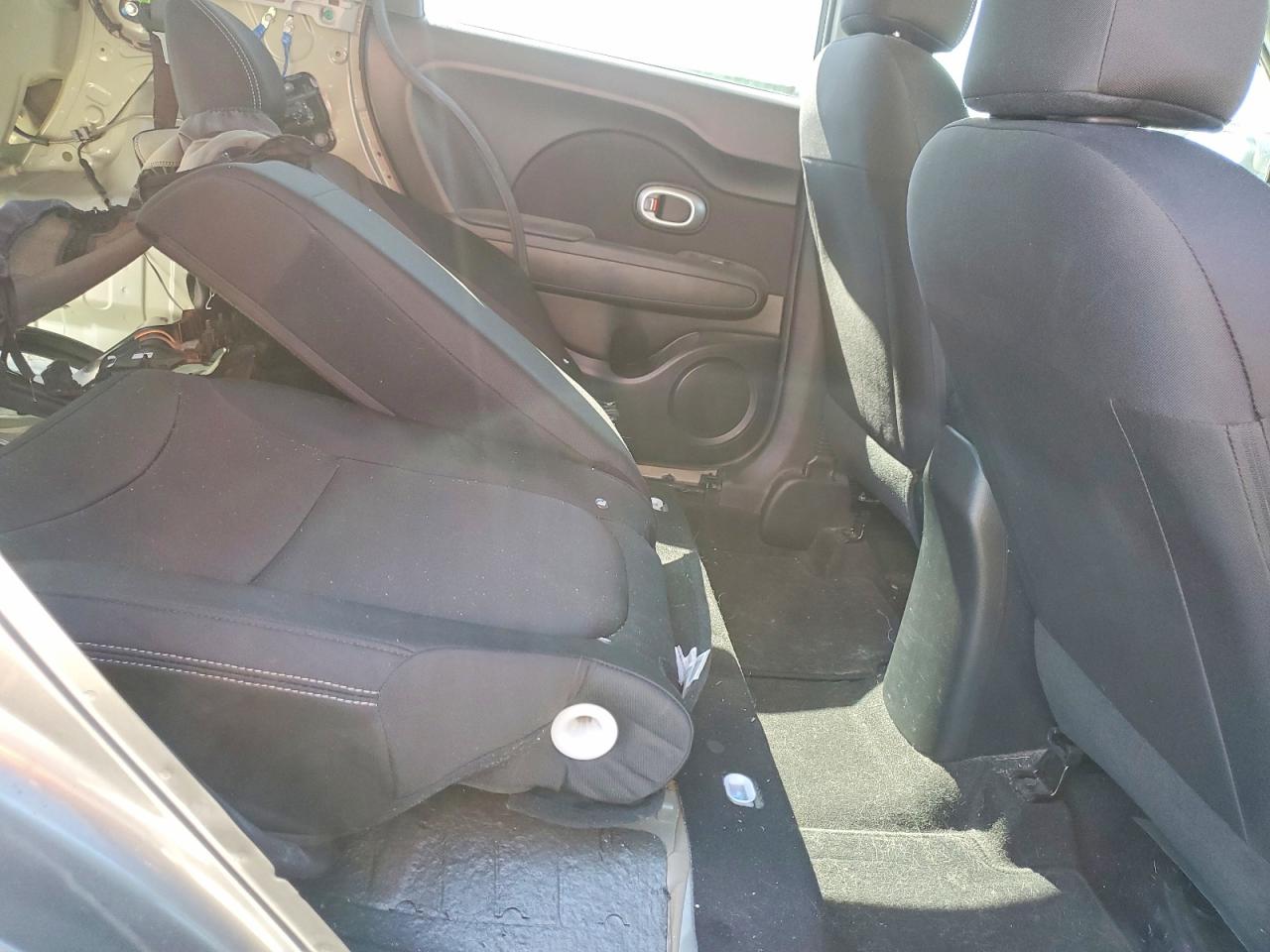 2017 KIA SOUL BASE photo 31
