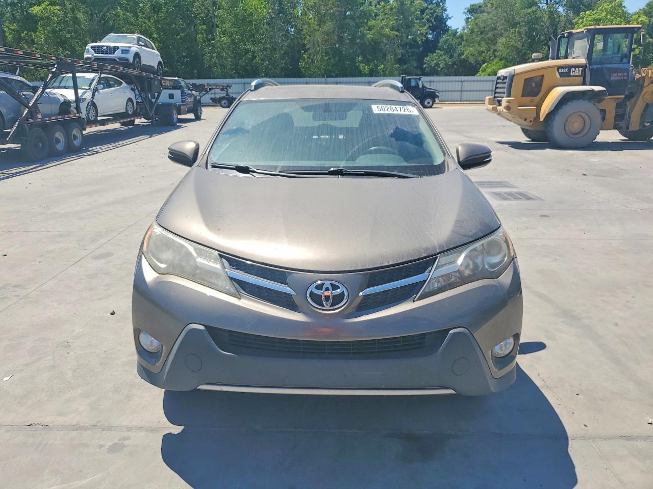 2013 TOYOTA RAV4 XLE photo 9