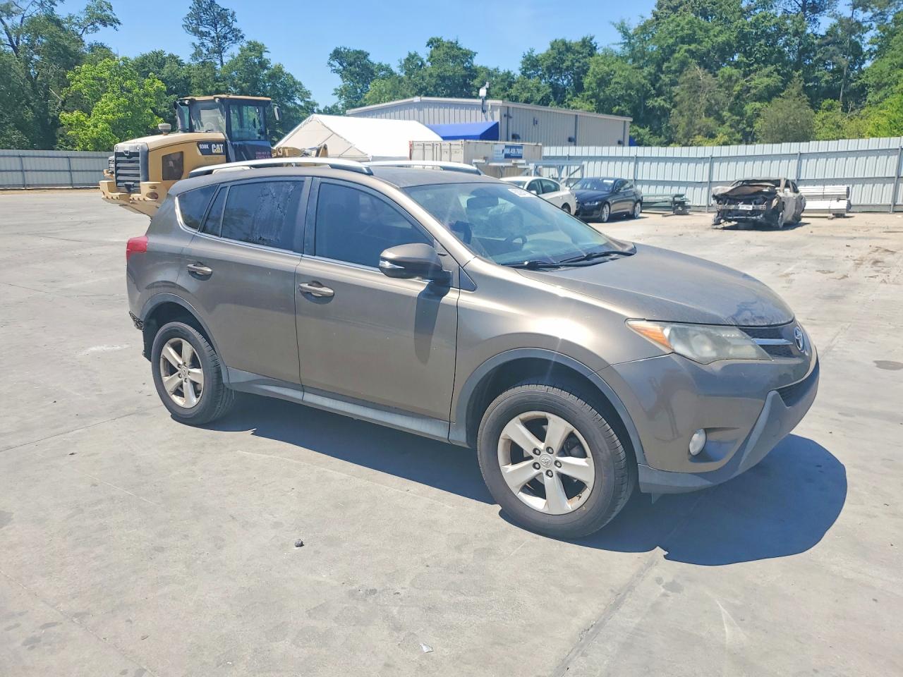 2013 TOYOTA RAV4 XLE photo 7