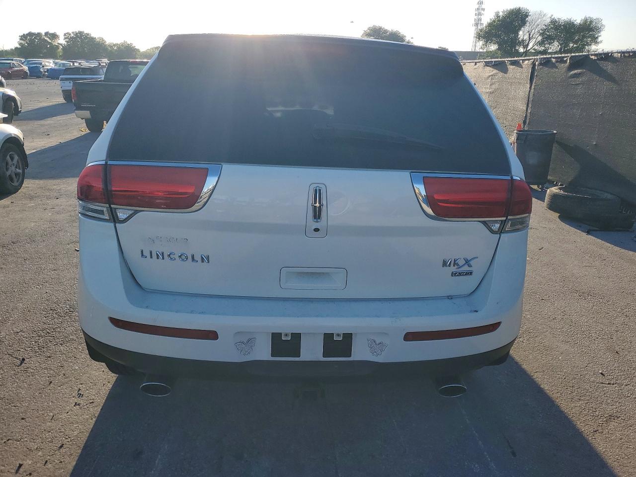 2013 LINCOLN TOWNHOUSE MKX photo 16