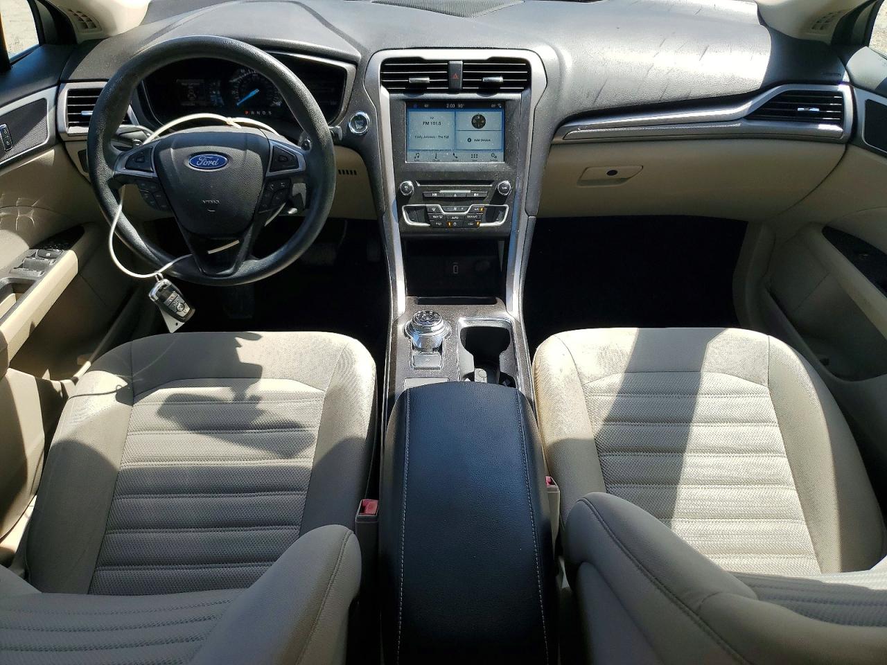 2018 FORD FUSION SE photo 8