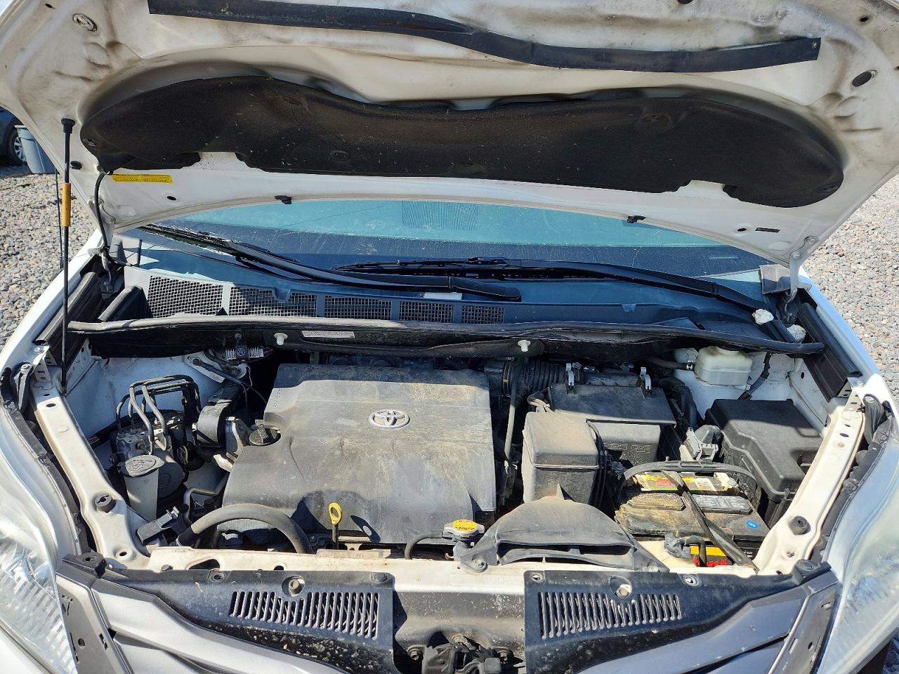 2014 TOYOTA SIENNA XLE 8-PASSENGER photo 34