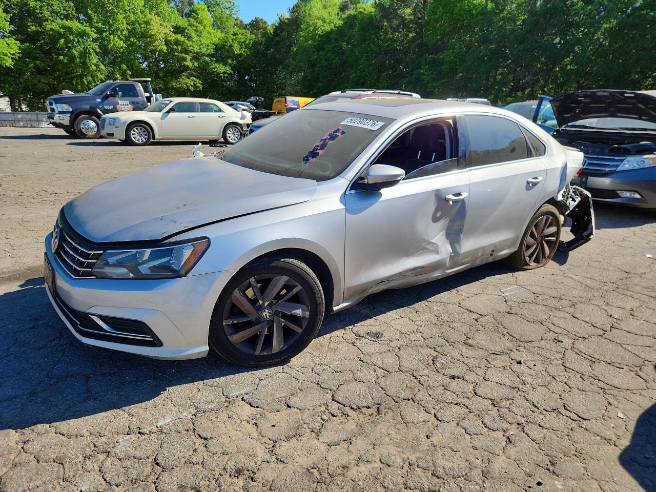 2018 VOLKSWAGEN PASSAT