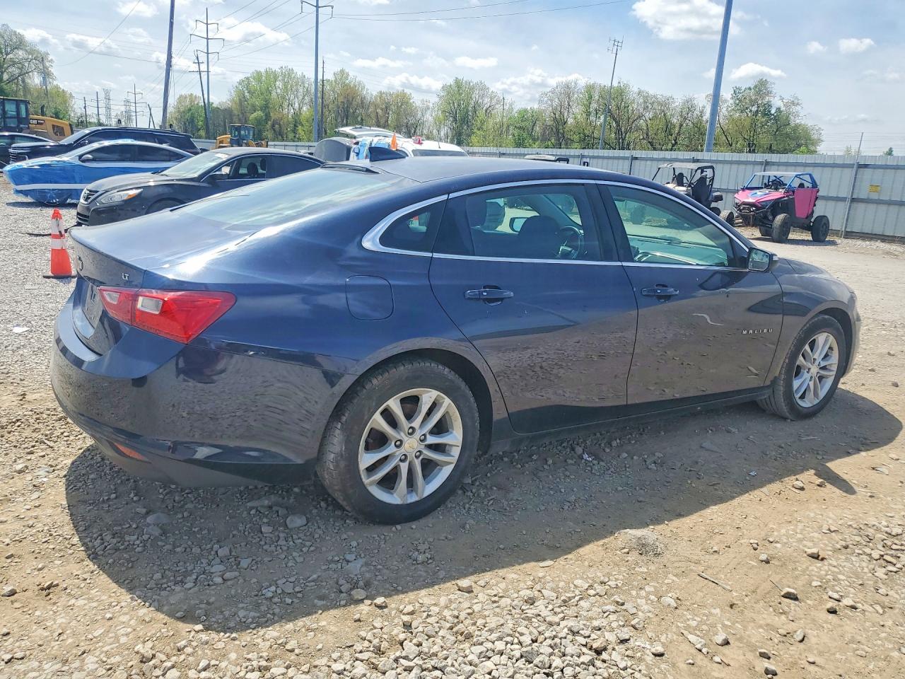 2016 CHEVROLET MALIBU LT photo 5