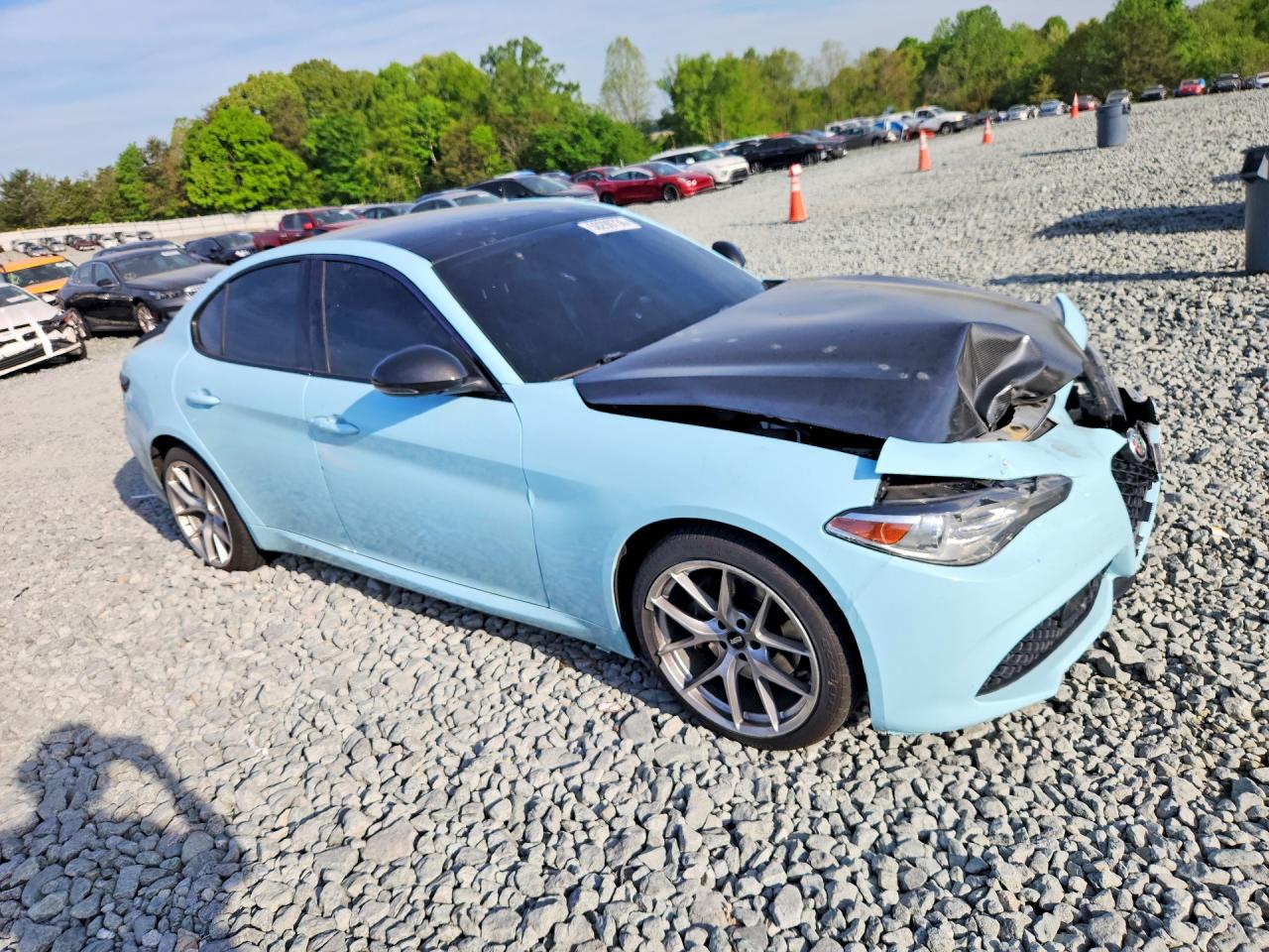 2017 ALFA ROMEO GIULIA Q4 photo 7