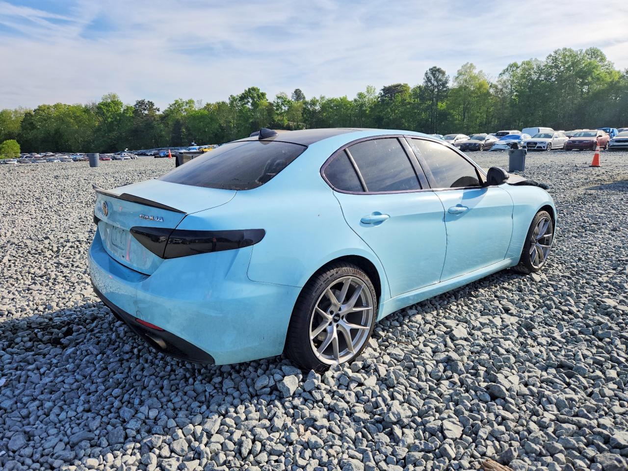 2017 ALFA ROMEO GIULIA Q4 photo 5