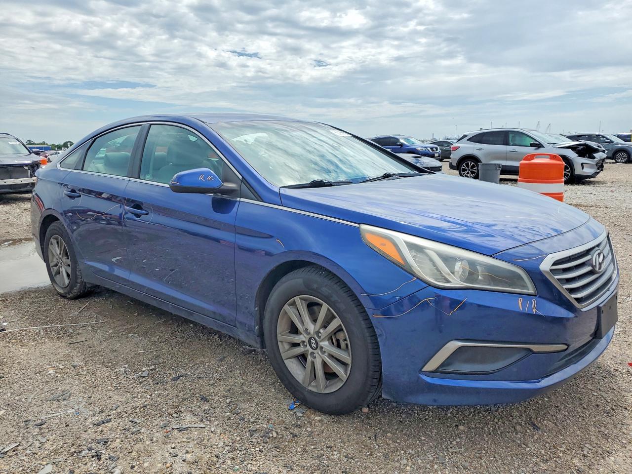 2016 HYUNDAI SONATA SE photo 7