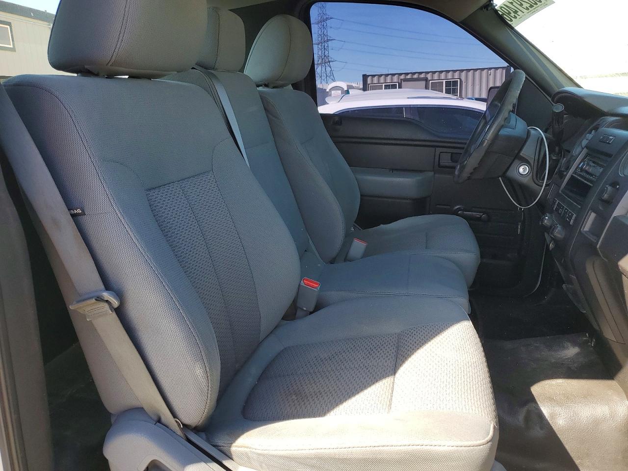 2011 FORD F150 photo 28