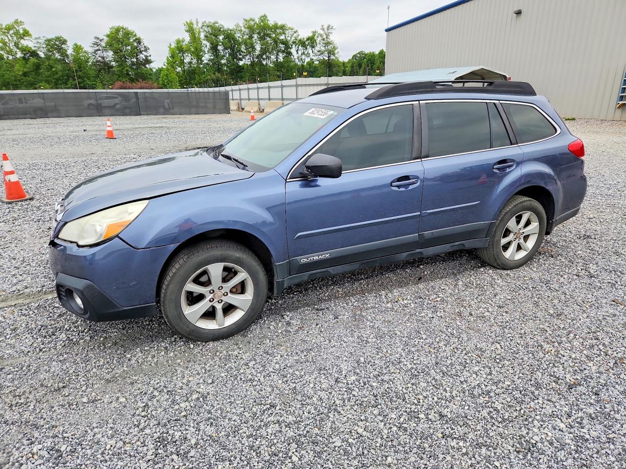 2014 SUBARU OUTBACK