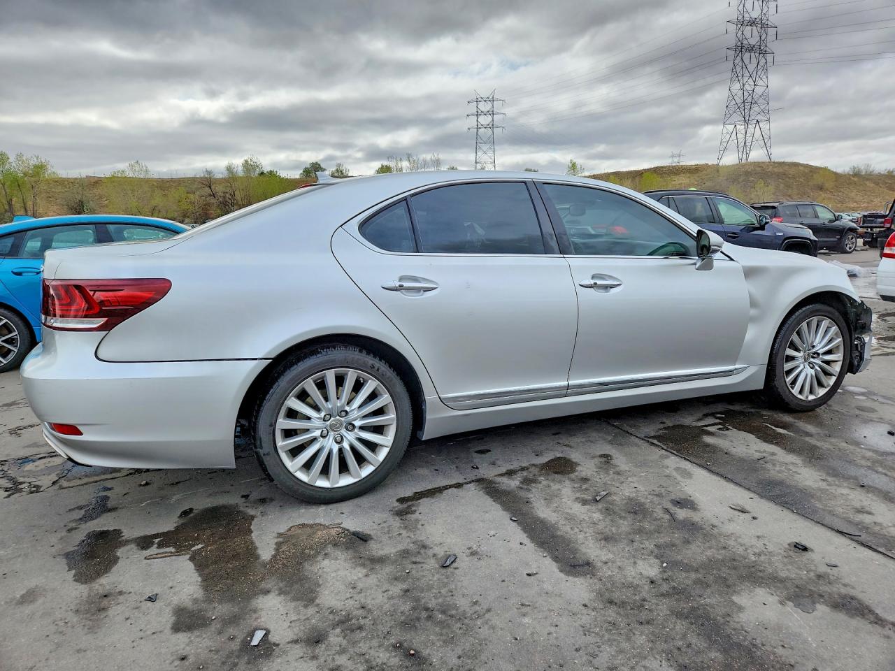 2013 LEXUS LS 460 photo 7