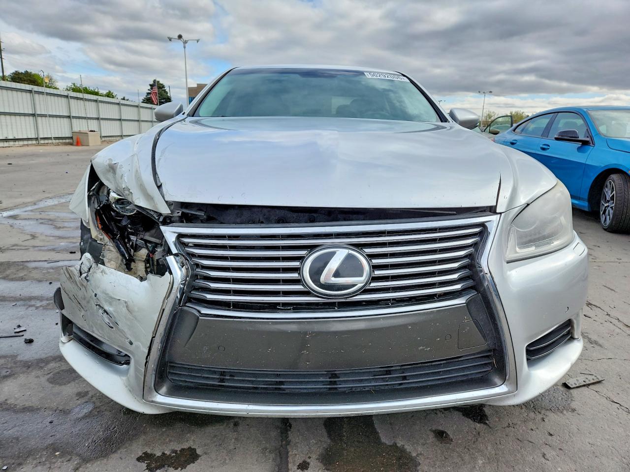 2013 LEXUS LS 460 photo 13