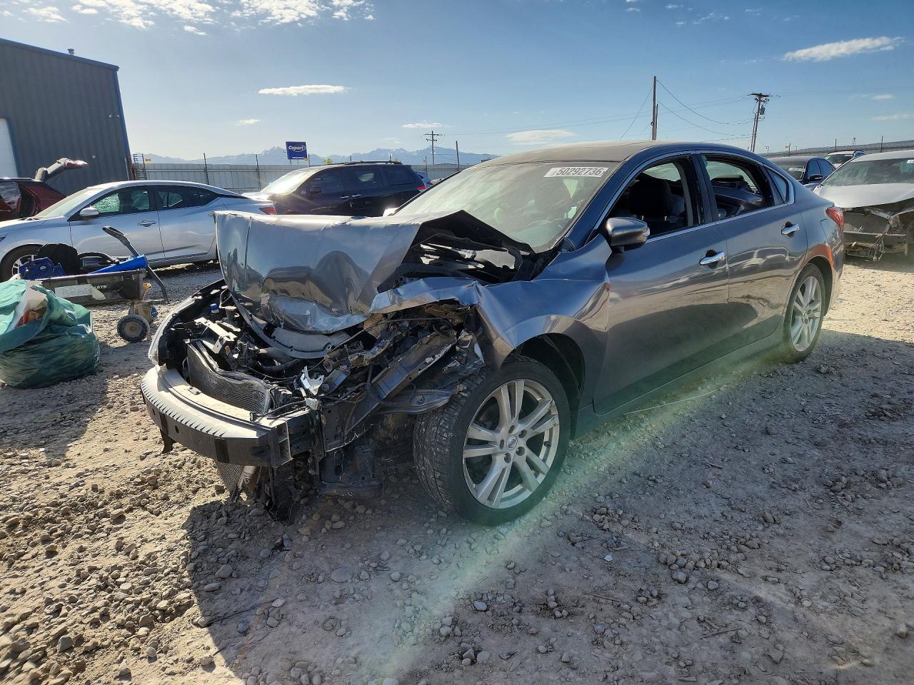 2016 NISSAN ALTIMA