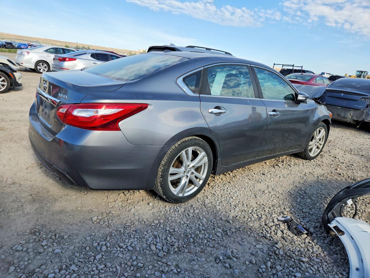 2016 NISSAN ALTIMA photo 5