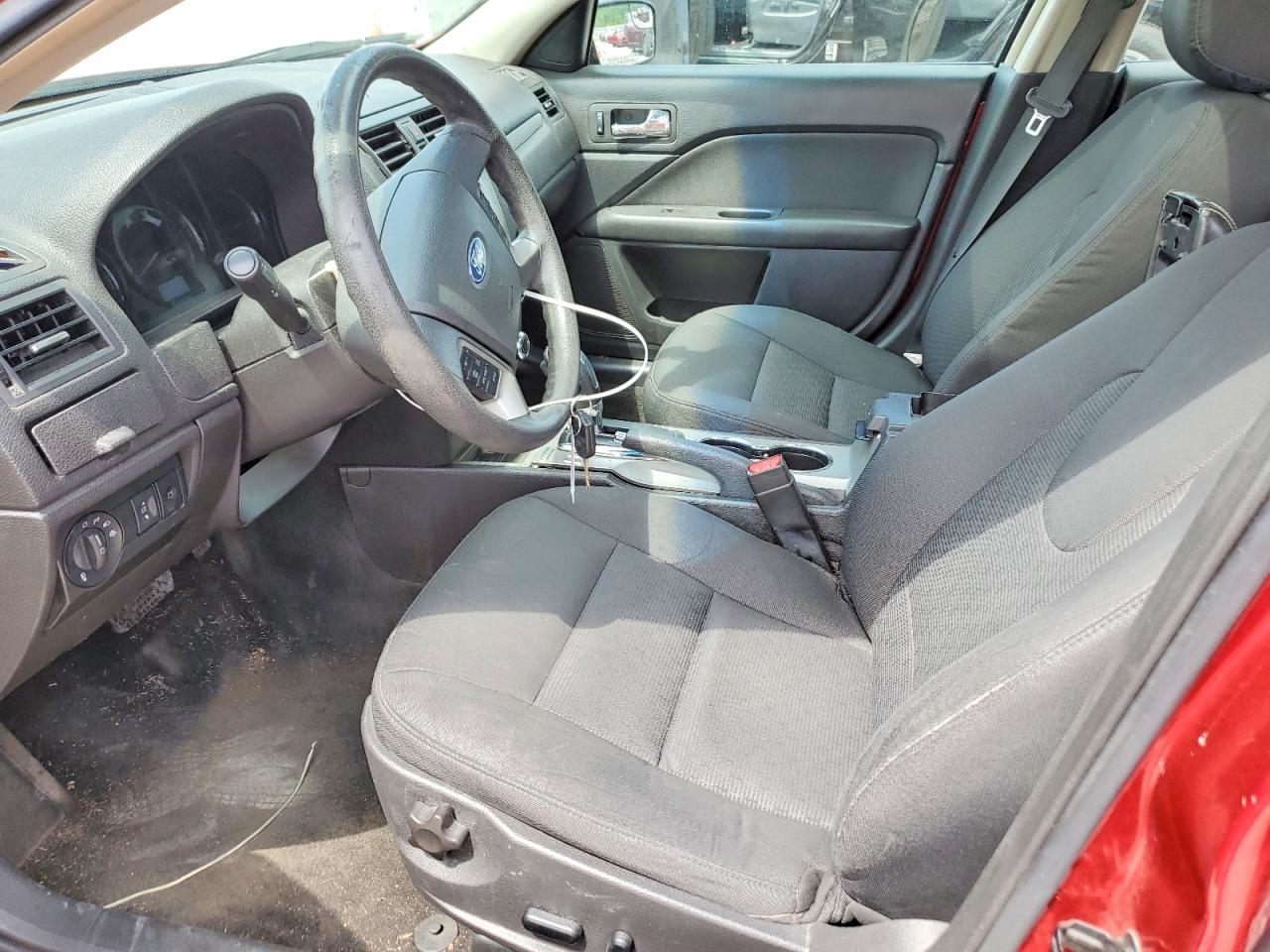 2012 FORD FUSION SE photo 13