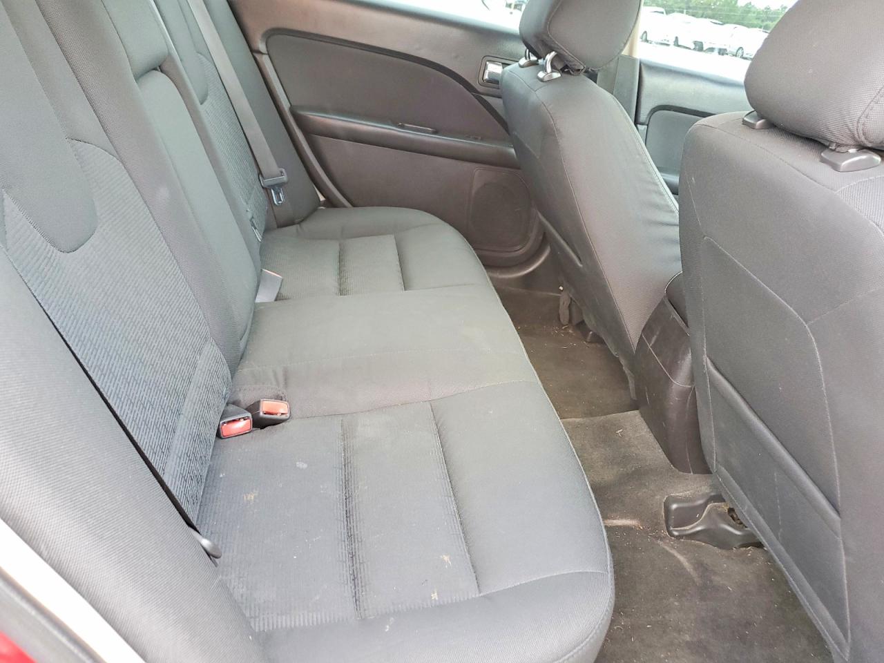 2012 FORD FUSION SE photo 19