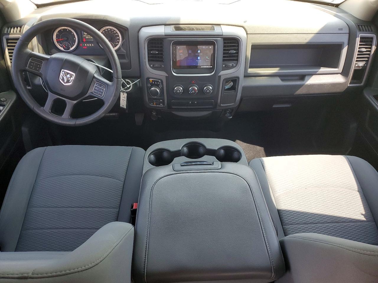 2019 RAM 1500 CLASSIC TRADESMAN photo 15