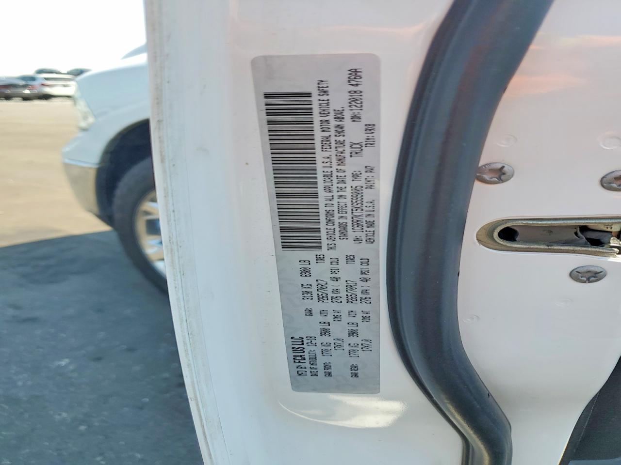 2019 RAM 1500 CLASSIC TRADESMAN photo 23