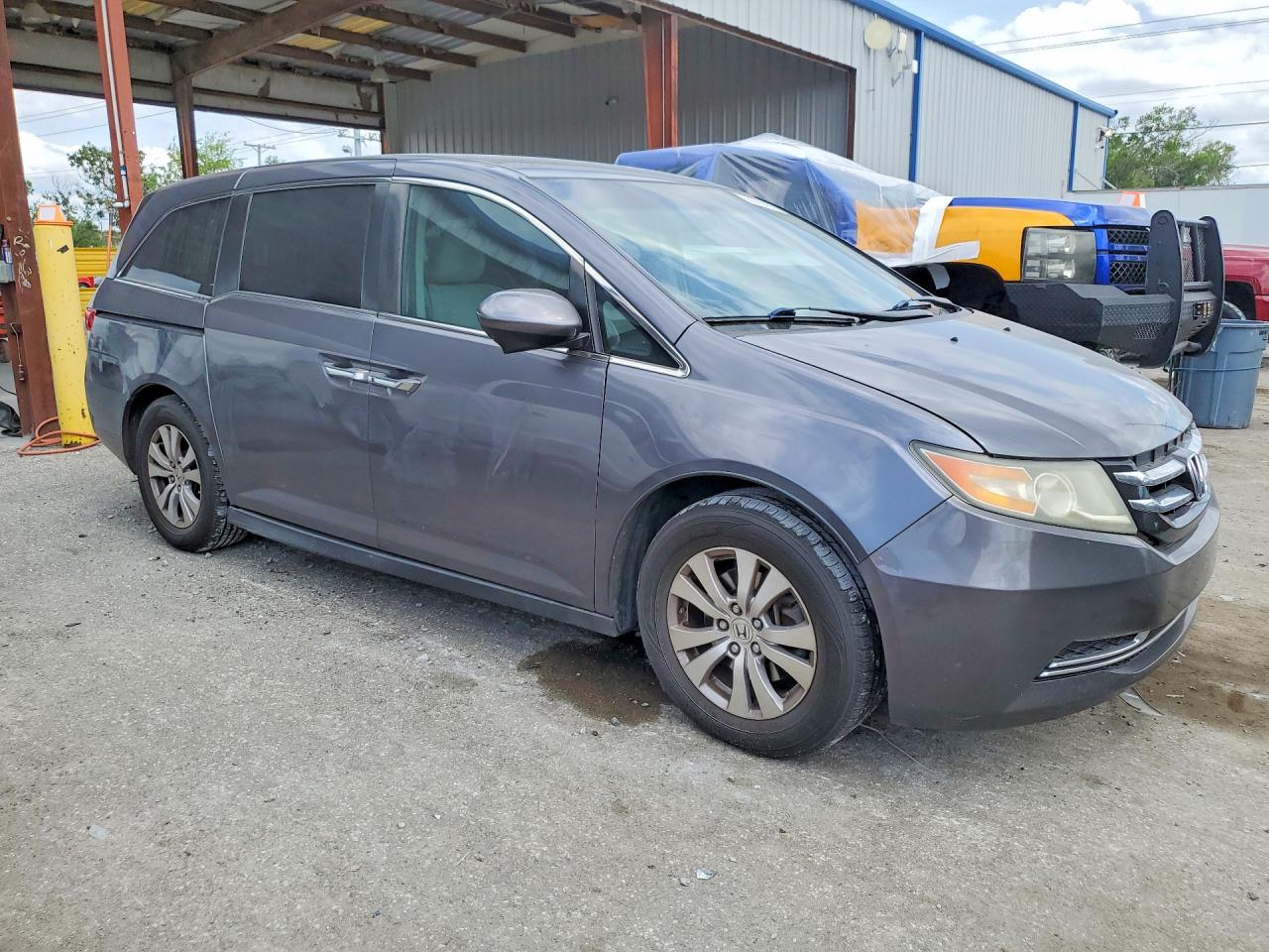 2016 HONDA ODYSSEY SE photo 7