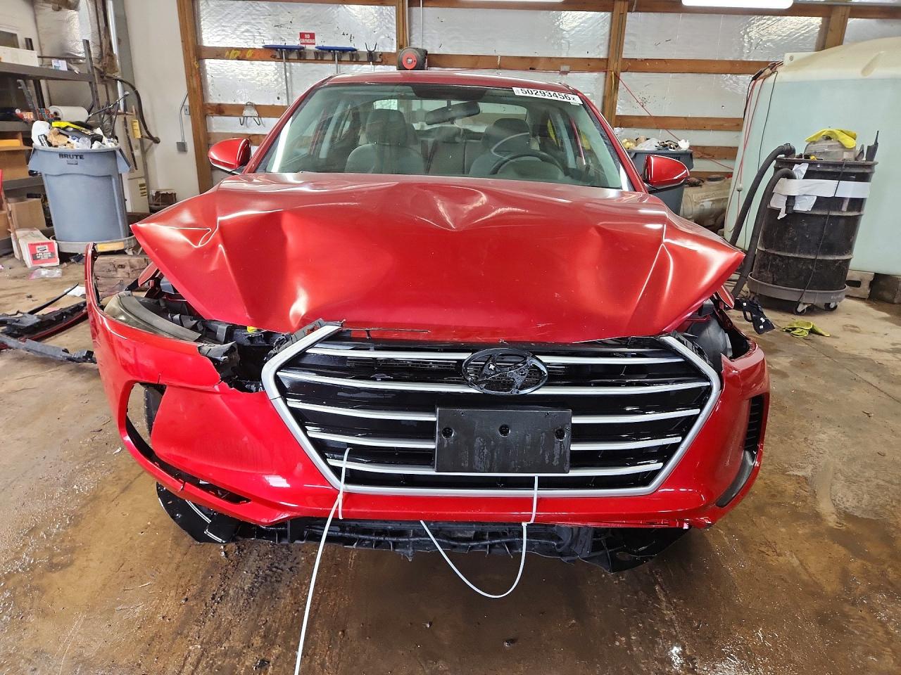 2017 HYUNDAI ELANTRA SE photo 9