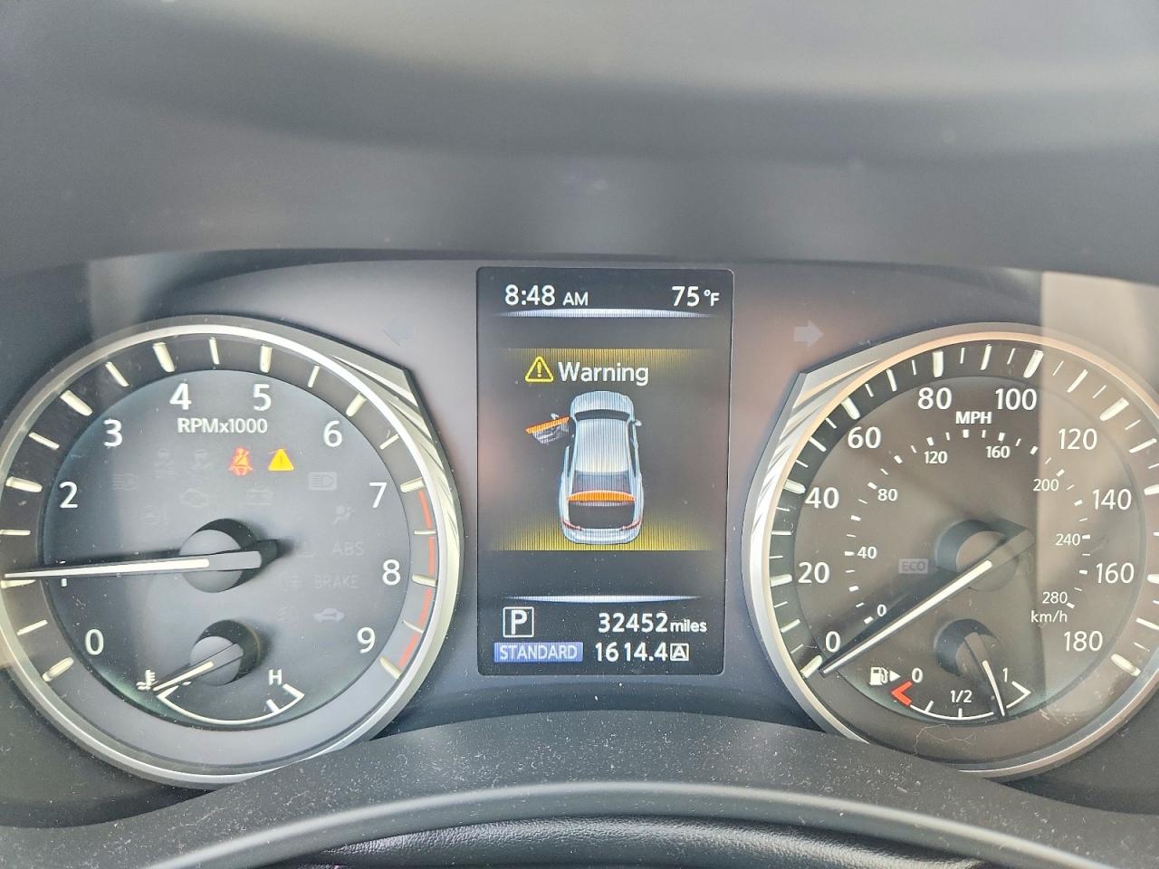 2018 INFINITI Q50 3.0T LUXE photo 9