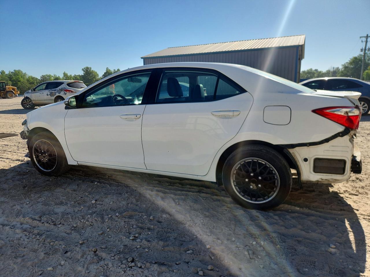 2014 TOYOTA COROLLA S photo 2