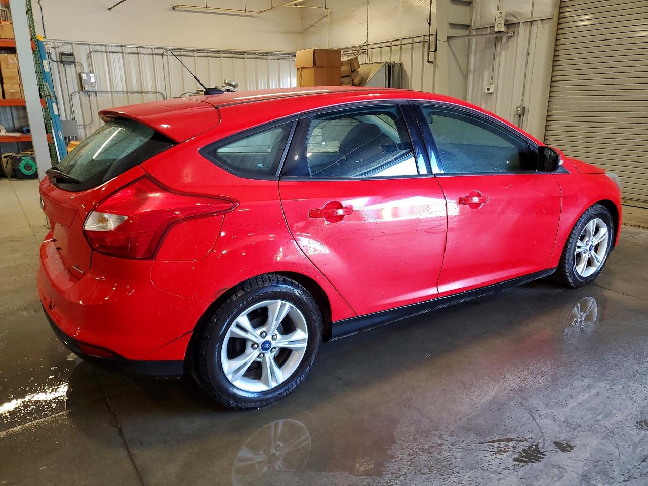 2014 FORD FOCUS SE photo 3