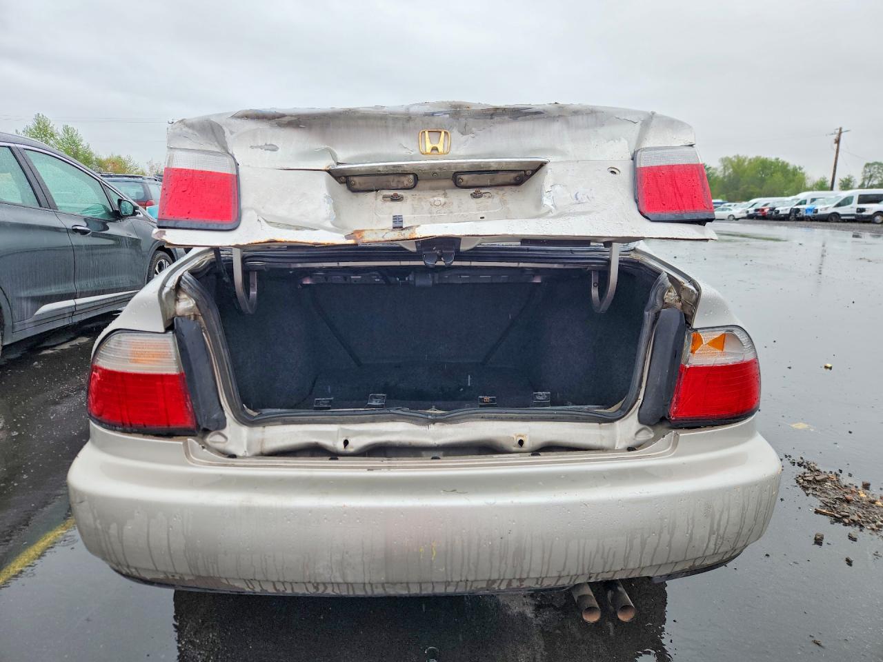 1997 HONDA ACCORD LX photo 6