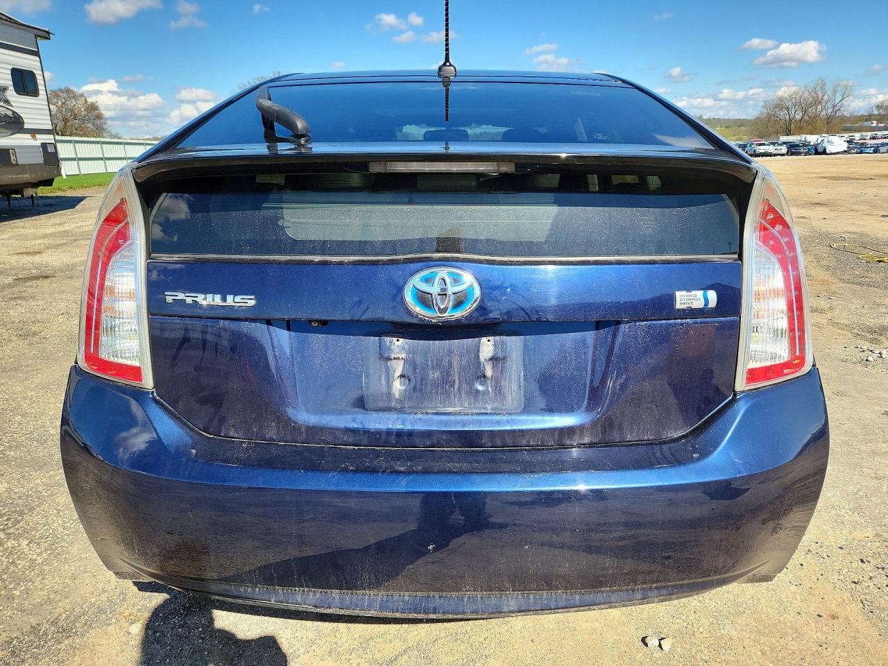 2013 TOYOTA PRIUS FOUR photo 16