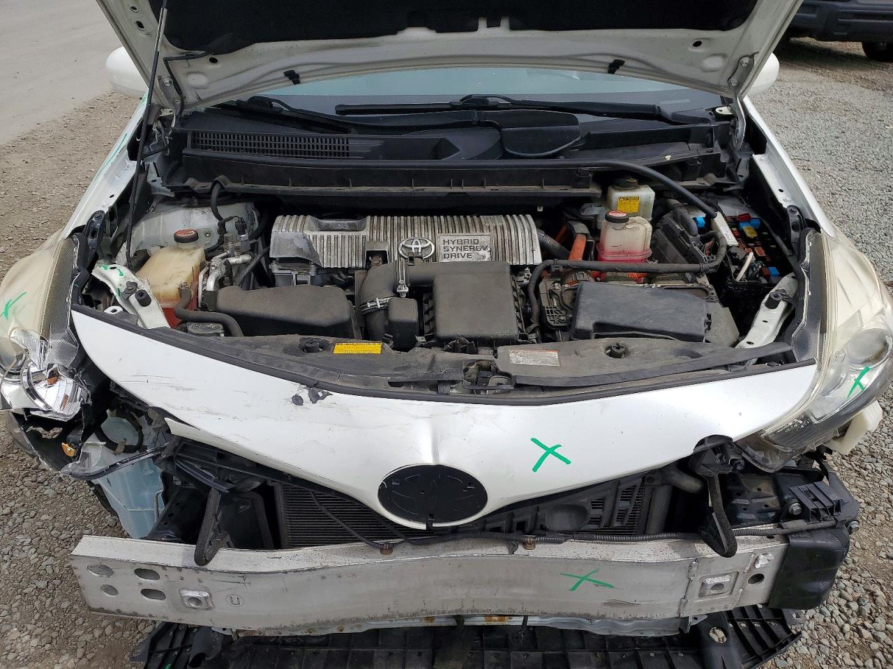 2015 TOYOTA PRIUS photo 21