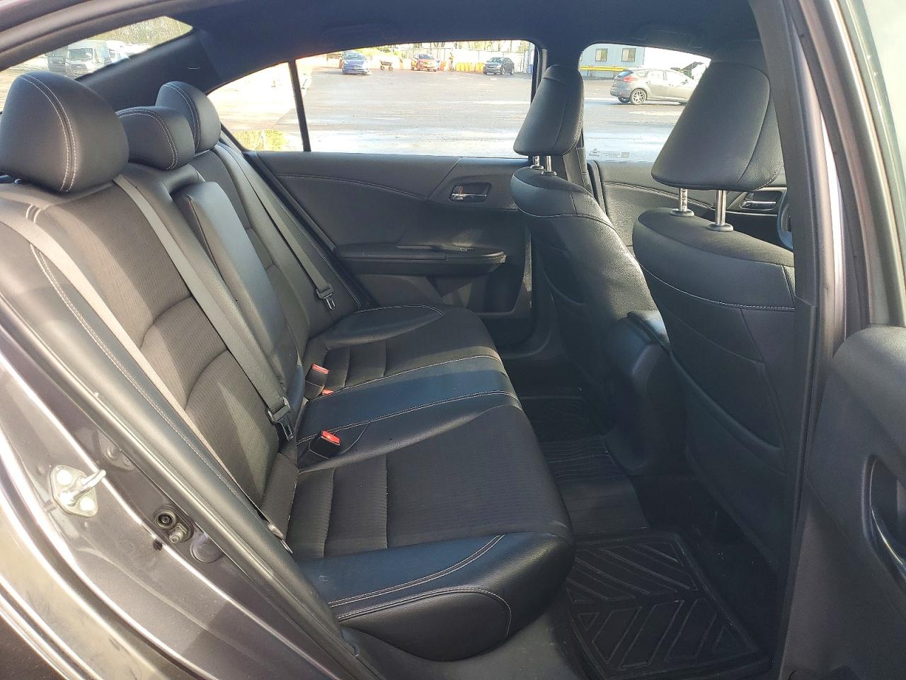2017 HONDA ACCORD SPORT photo 19