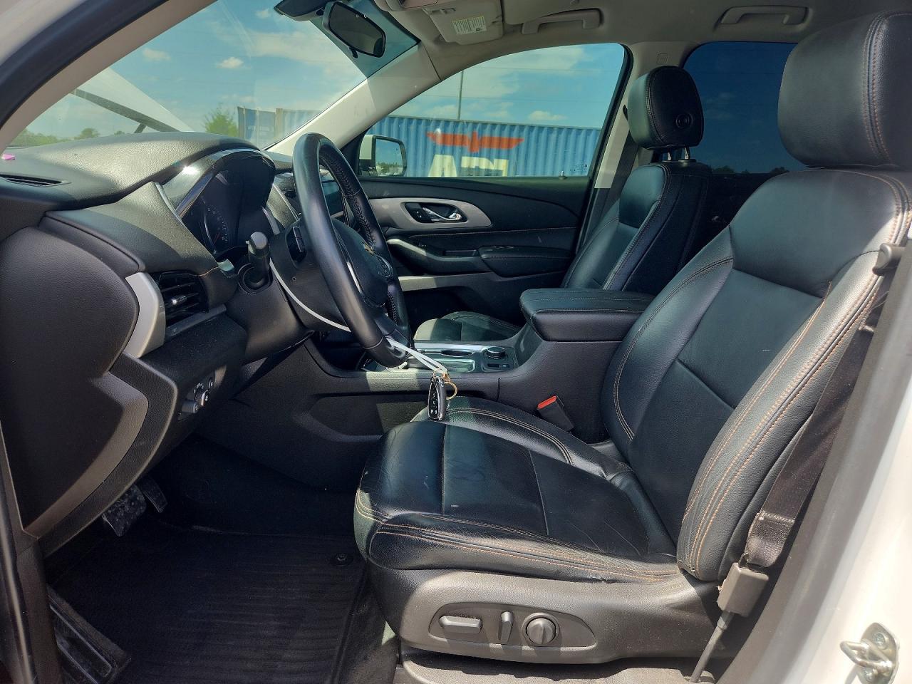 2019 CHEVROLET TRAVERSE LT photo 13