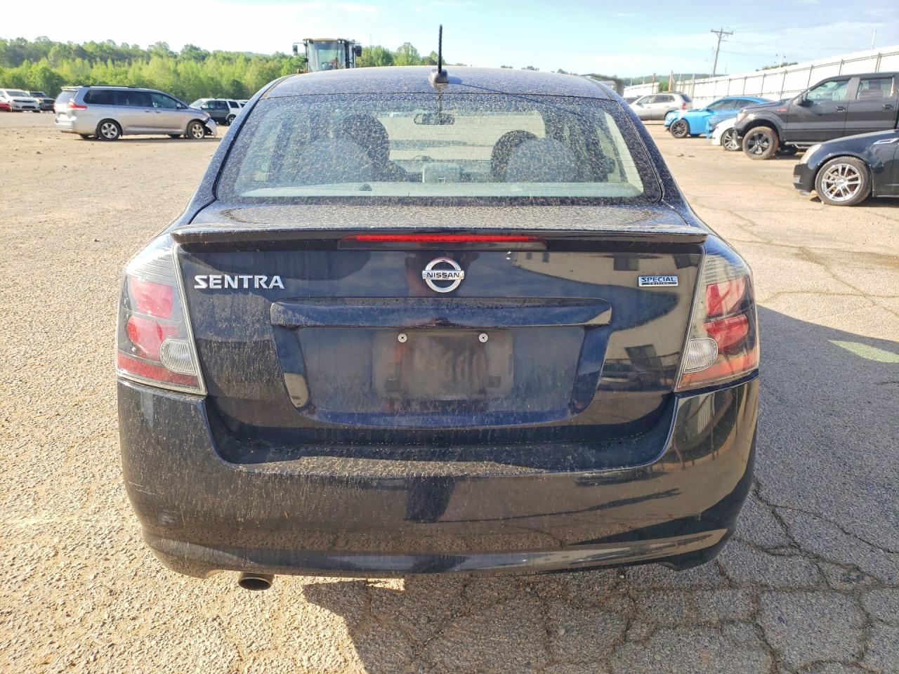 2012 NISSAN SENTRA 2.0 photo 11