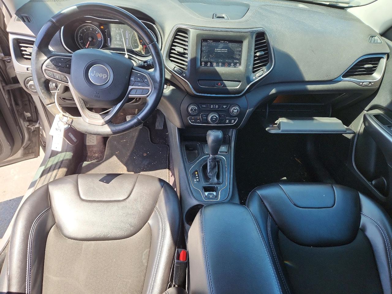 2019 JEEP CHEROKEE LATITUDE PLUS photo 15