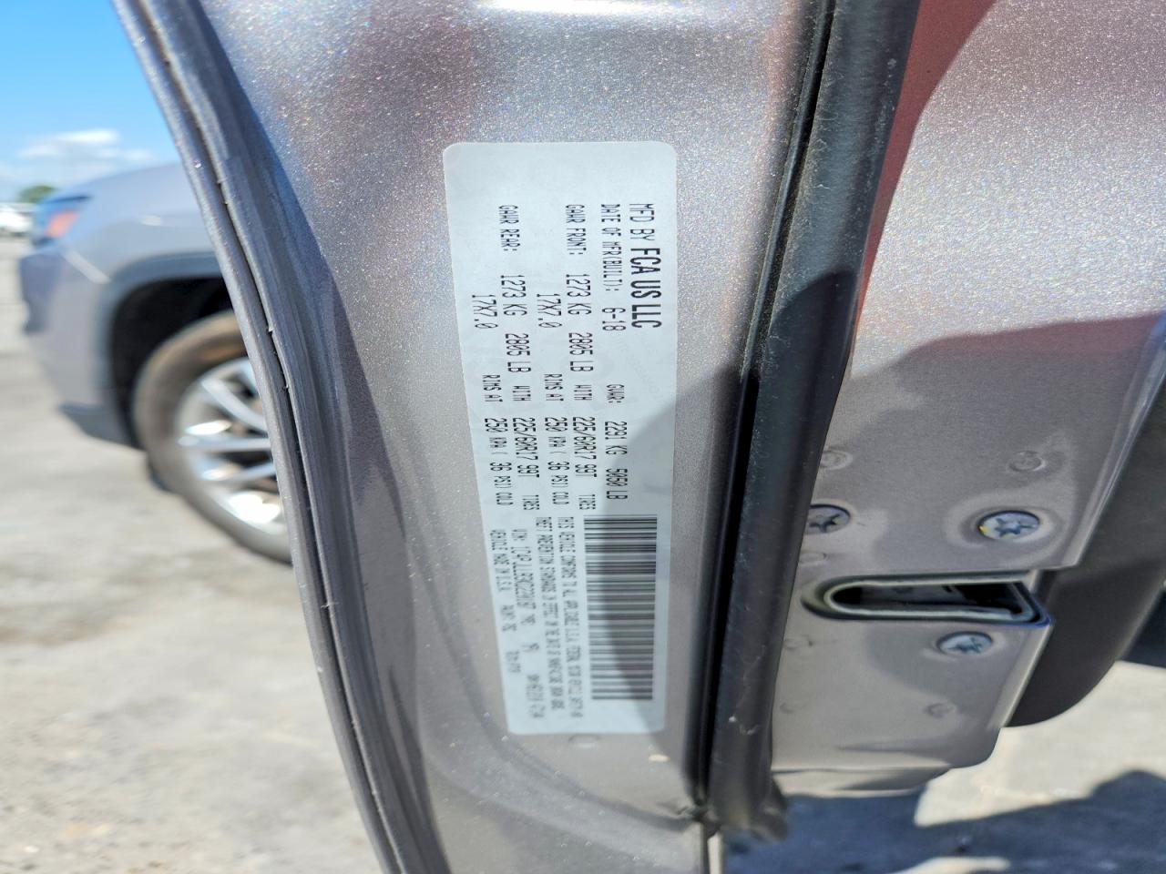 2019 JEEP CHEROKEE LATITUDE PLUS photo 23