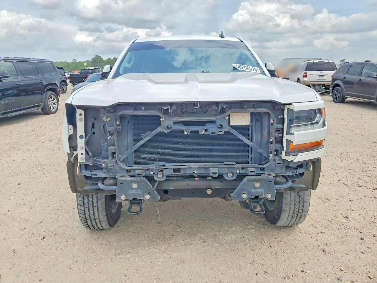 2018 CHEVROLET SILVERADO K1500 LT photo 13