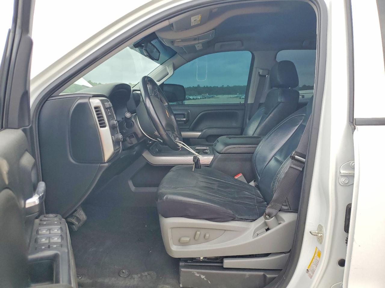2018 CHEVROLET SILVERADO K1500 LT photo 19
