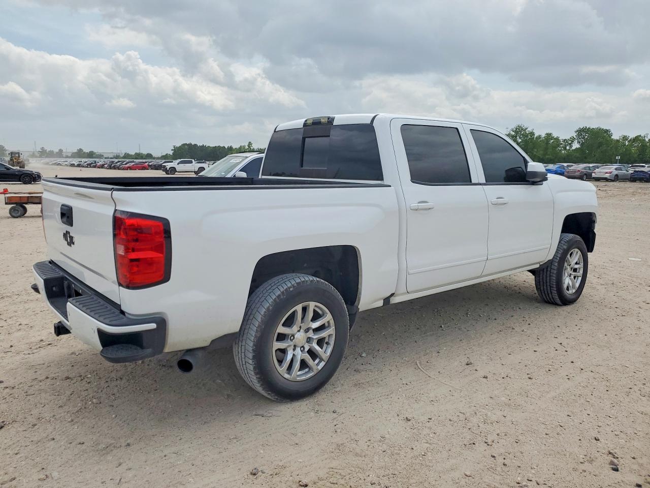 2018 CHEVROLET SILVERADO K1500 LT photo 7
