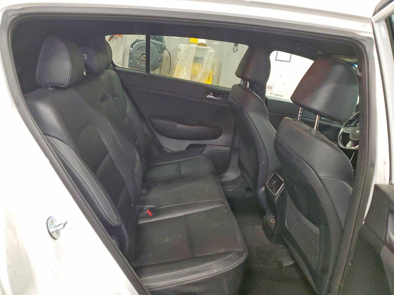 2020 KIA SPORTAGE S photo 11