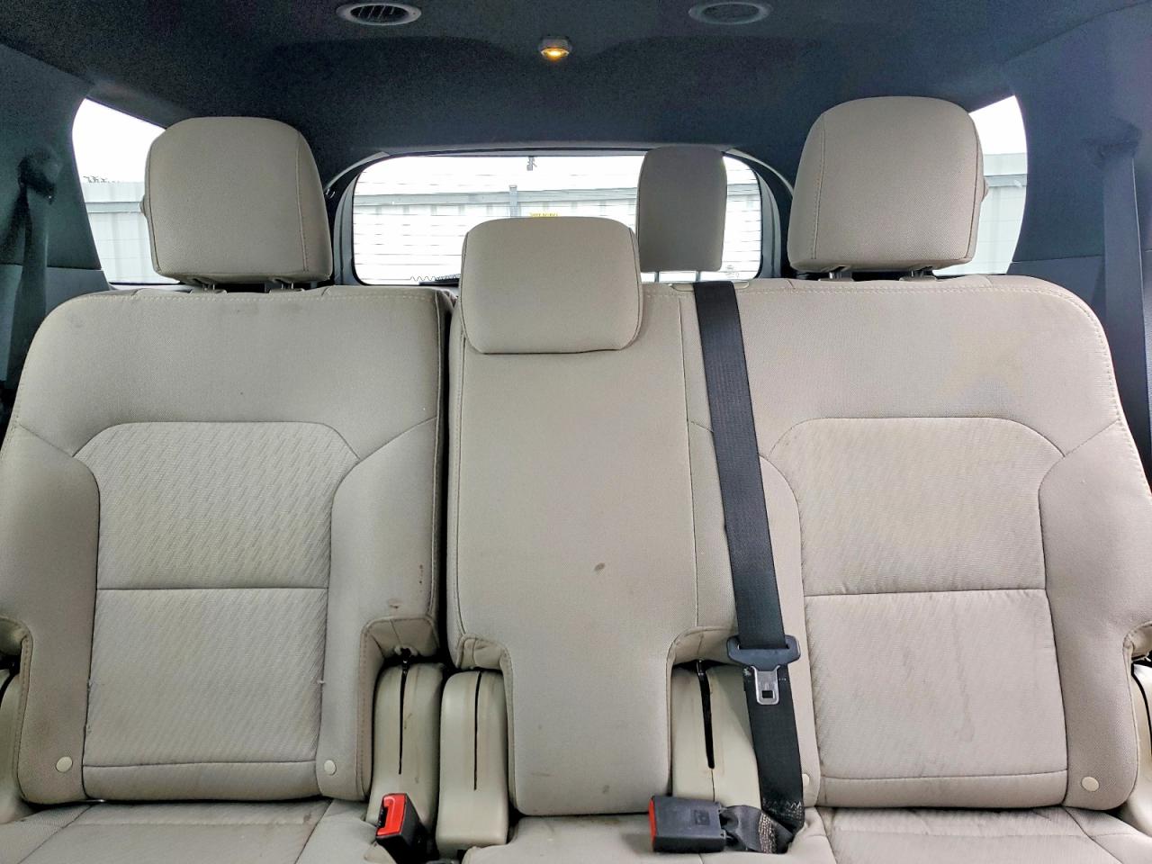 2019 FORD EXPLORER photo 19