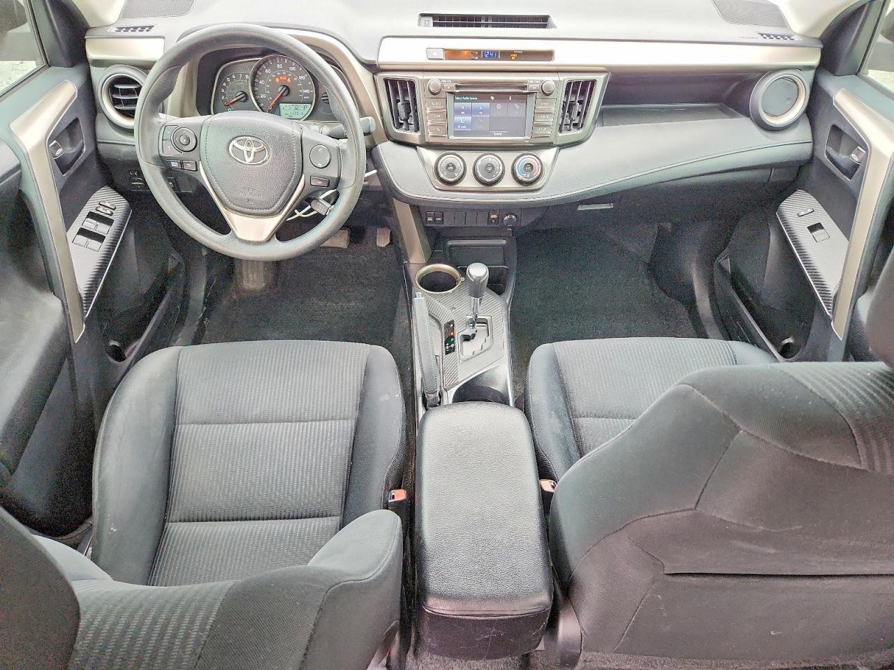 2014 TOYOTA RAV4 LE photo 22
