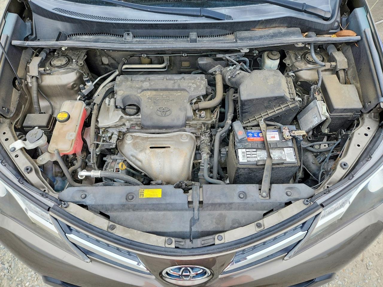 2014 TOYOTA RAV4 LE photo 34