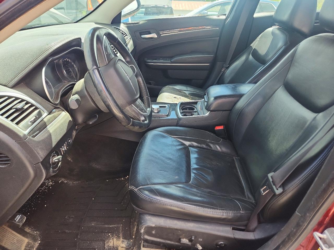 2016 CHRYSLER 300 LIMITED photo 13
