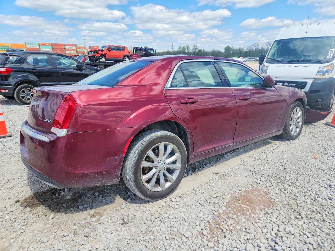 2016 CHRYSLER 300 LIMITED photo 5